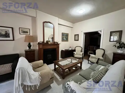 Casa 6 ambientes con 3 baños