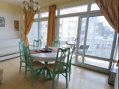 urquisa 2400, Piso 7