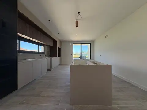 Casa en Venta en El Naudir, USD 558.000