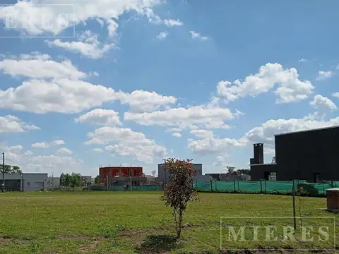 Lote perimetral de 536m² en Santa Elisa, Pilar del Este.