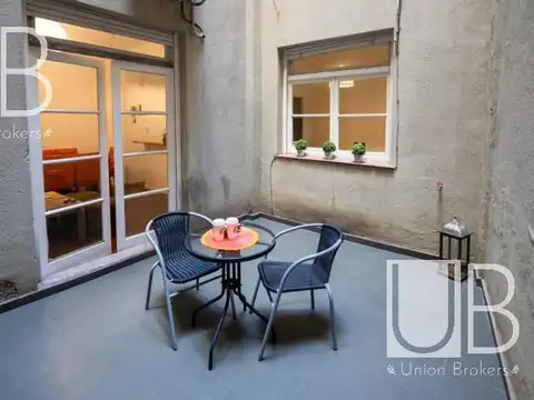 2 AMBIENTES EN RECOLETA CON PATIO