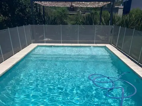 Casa en Venta con 4 cocheras