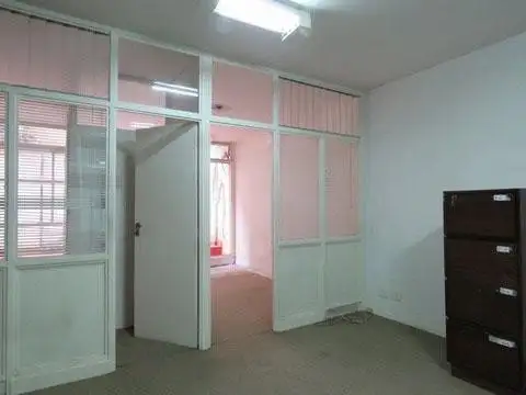 Oficina en Venta 50 años