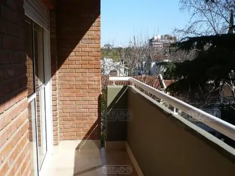 Departamento en Alquiler en Olivos, $ 660.000