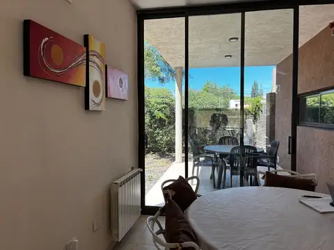 Depto Tipo Casa en Venta de 3 ambientes