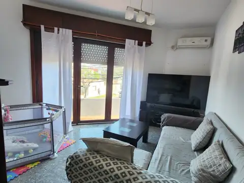 Depto Tipo Casa en Venta 46 años