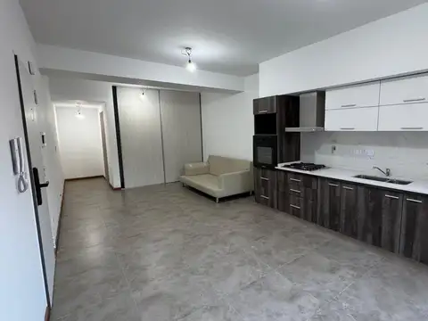 VENTA MONOAMBIENTE PLANTA BAJA A ESTRENAR C/PATIO