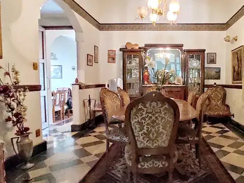 Casa en venta 5 ambientes en Av. del Libertador, San Fernando