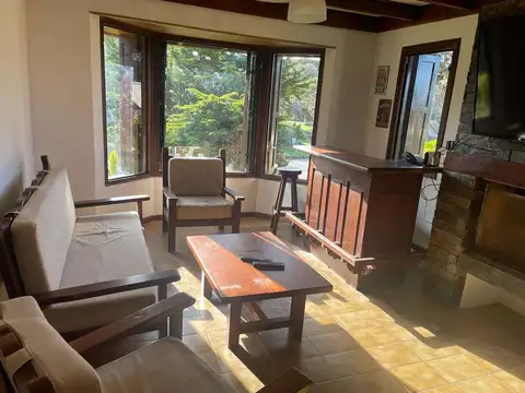 PINAMAR NORTE 4 habitaciones, pileta climatizada, garage cerrado