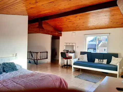 Depto Tipo Casa en Venta de 4 ambientes