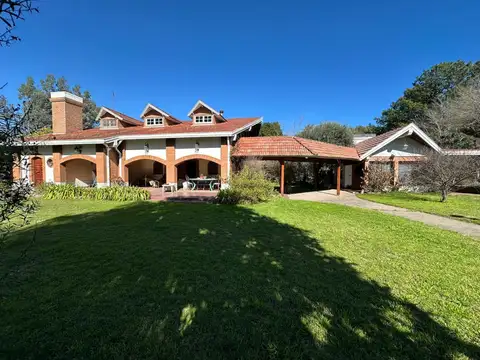 Casa en Venta con 1 cochera