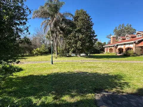 Parque Los Ombues - Calle 1400