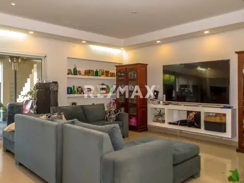 CASA + DEPARTAMENTO VENTA 6 DORM CERRILLOS