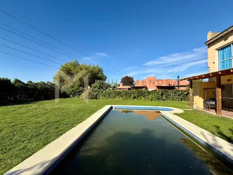 Casa  en Venta en San Francisco, Villanueva, Tigre