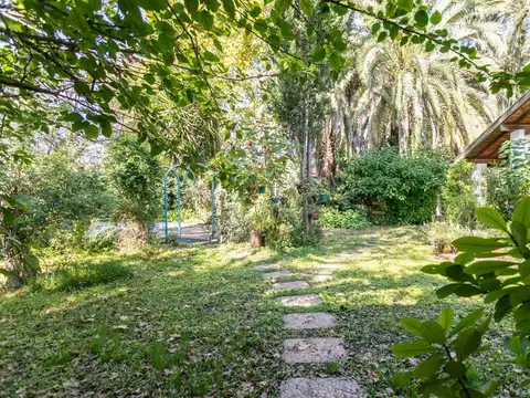 Casa 6 ambientes con 4 baños