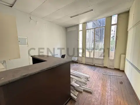 Oficina en Alquiler 110 años
