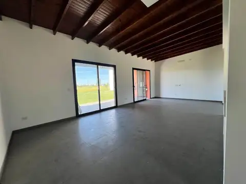 CASA EN VENTA LOBOS 3 DORMITORIOS LA FEDERALA