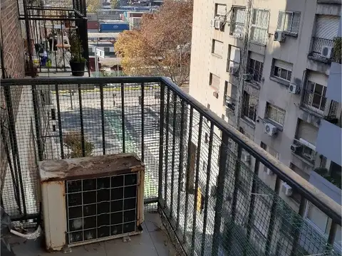 Montevideo 1900, Piso 6