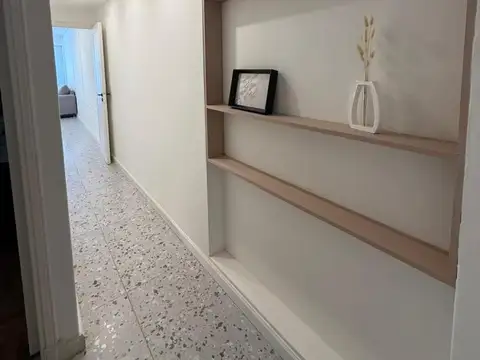 Venta departamento - 3 ambientes - A la calle - Plaza Colon - Mar del Plata