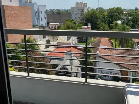 Departamento en Alquiler en Castelar Sur, $ 650.000