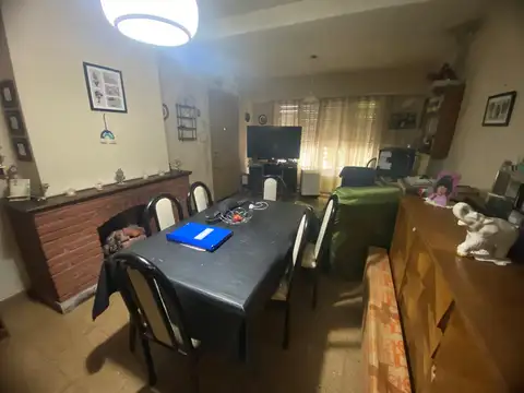 Casa en venta en Olivos 5 dormitorios, Diaz Velez 2400