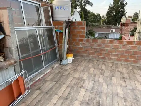 Depto Tipo Casa Monoambiente con 1 baño