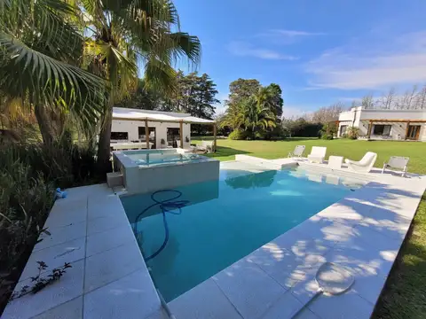 Excepcional Casa Quinta en Concordia cerca de Termas