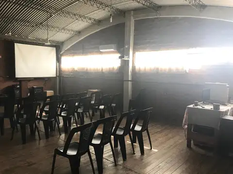 Galpon en Venta 11  mts Frente