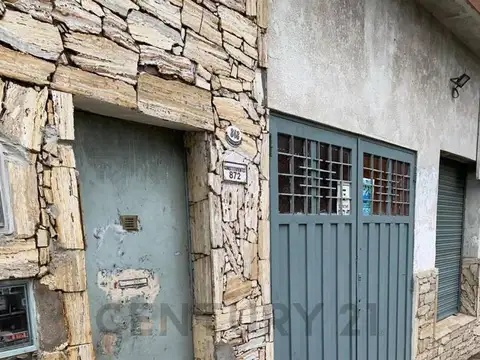 Local en Venta 61 años