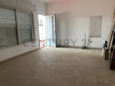 CONSTITUYENTES 800, Piso 0