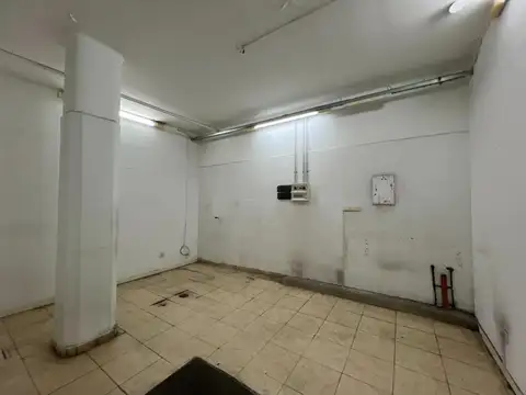 Local en Venta en Balvanera, USD 230.000