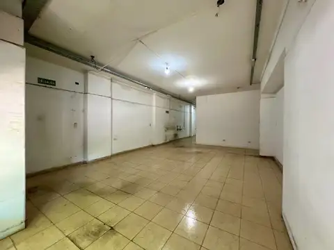 Local en Venta en Balvanera, USD 230.000