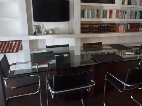 Venta Oficina de 116 m2 en San Lorenzo 900