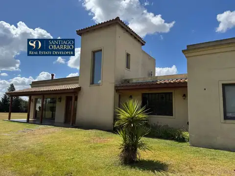 Casa en venta Estancia Benquerencia sobre chacra de 2 hectáreas