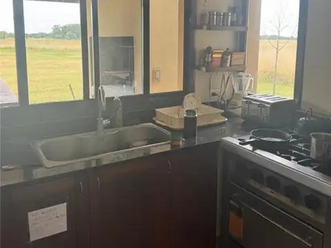 Venta importante Casa estancia benquerencia farm club