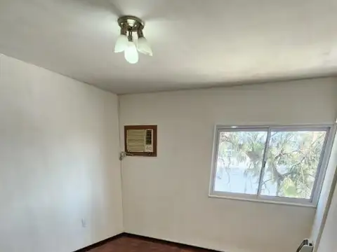 Oficina 3 ambientes con 1 baño