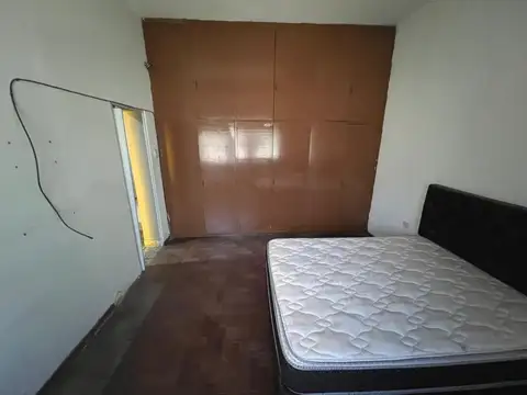 Venta Casa 4 ambientes con parque