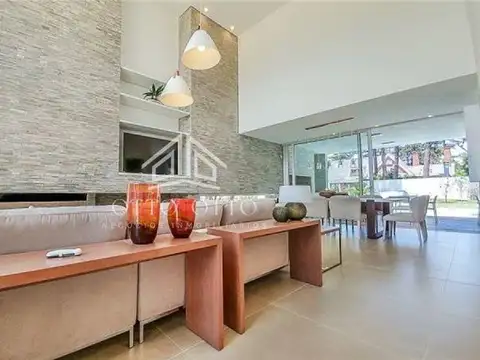 Casa en Venta de 5 dormitorios