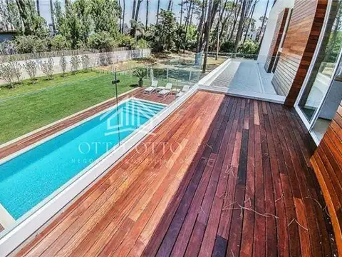 Casa en venta y alquiler temporario  5 dormitorios