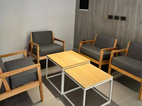 Oficina en Venta con 2 cocheras