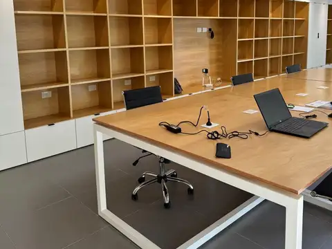 Comandante Leonardo Rosales 2400