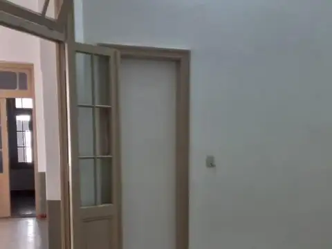 Carlos Pellegrini 1400