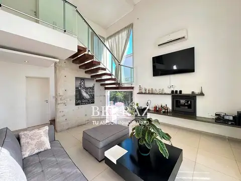 Casa en Alquiler Temporal al Este