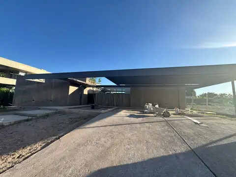 CASA EN VENTA BARRIO PRIVADO GRAN BOEDO A ESTRENAR