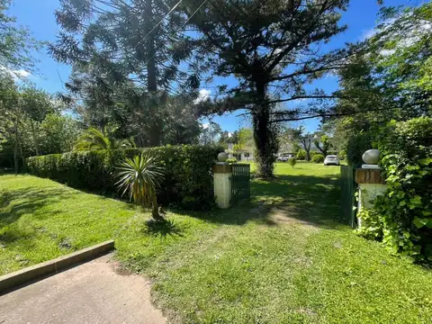 CASA QUINTA EN VENTA - VILLA ELISA