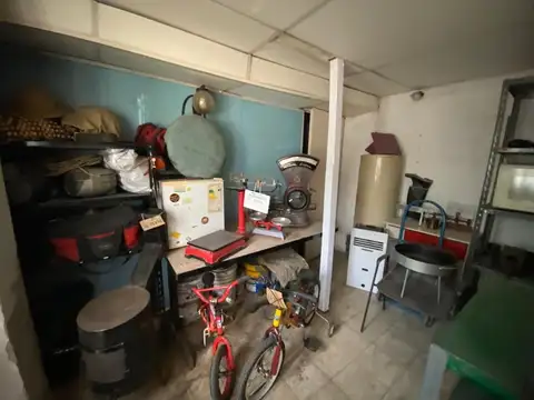 Galpon en Venta 35  mts Fondo