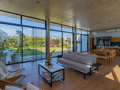 Casa en Venta en Arenas del Sur, USD 375.000