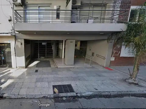 Viamonte e/ Junín y Ayacucho