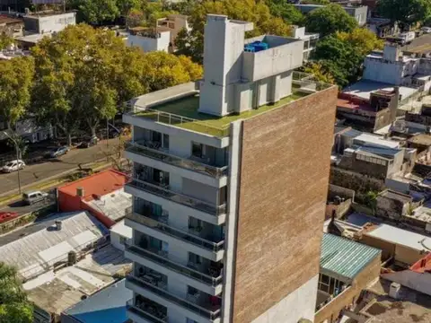 COCHERA EN 1ER PISO POR MONTACOCHES Y CONTROL DE INGRESO