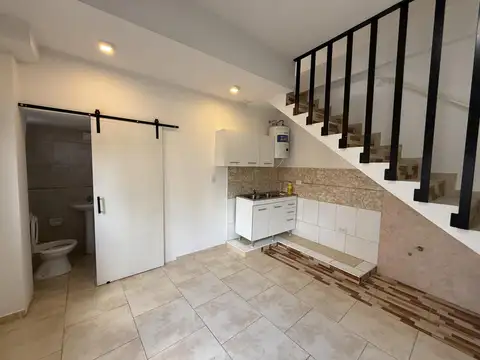 Departamento en alquiler 3 Amb  con cochera Rio Pilcomayo